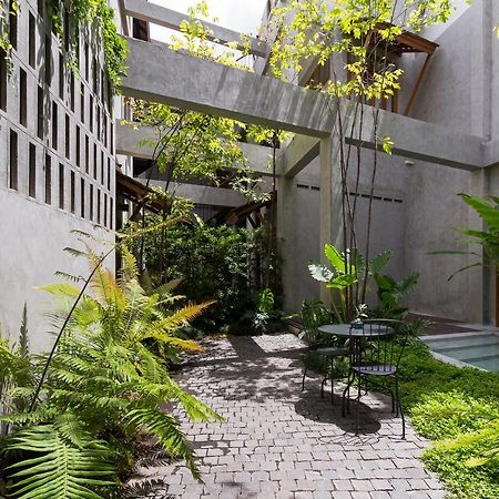 Hidden Garden Hostel Чиангмай Экстерьер фото