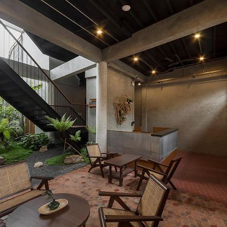 Hidden Garden Hostel Чиангмай Экстерьер фото